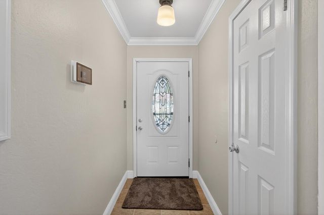 6812 Weddigen Way, North Highlands, CA 95660