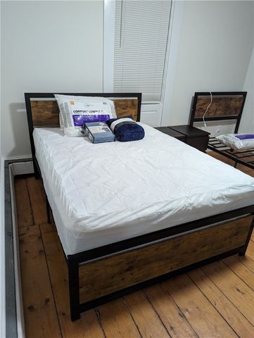 37 Ann Street 1, Newport, RI 02840