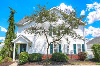 6333 Lakeview Drive E, 6333, Grove City, OH 43123