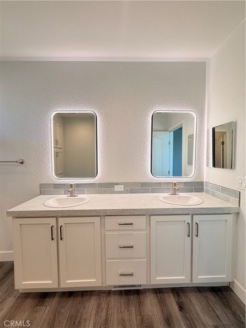 3500 BUCHANAN Street 101, Riverside, CA 92503