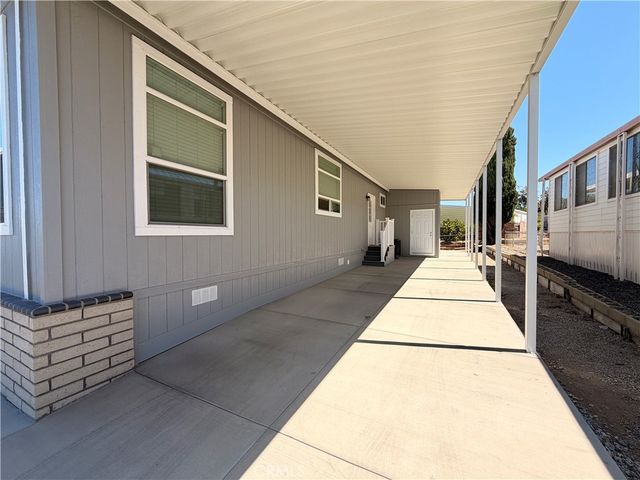 3500 BUCHANAN Street 101, Riverside, CA 92503