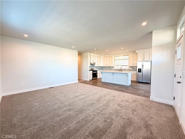 3500 BUCHANAN Street 101, Riverside, CA 92503