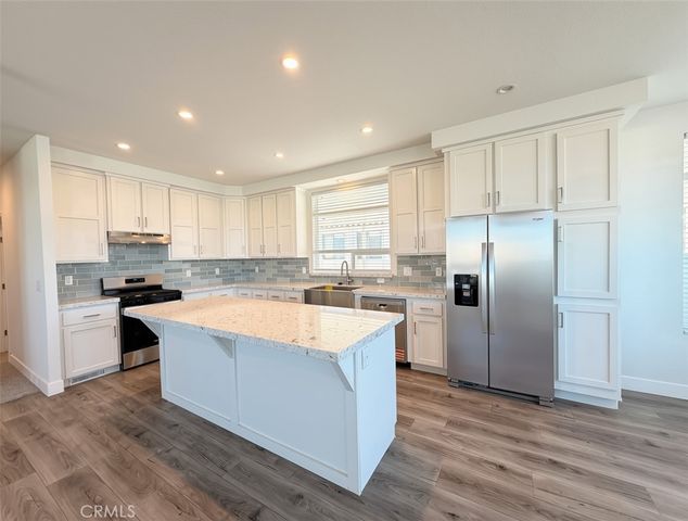 3500 BUCHANAN Street 101, Riverside, CA 92503