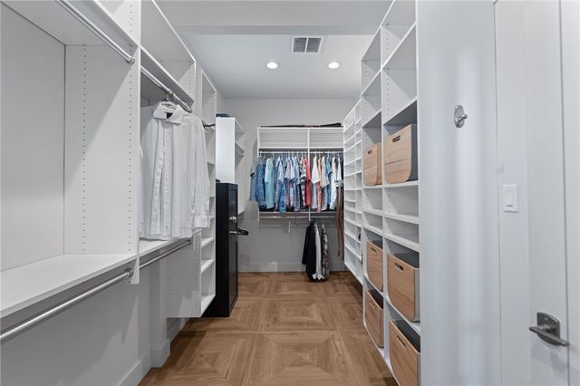 112 Baypoint Dr, Portland, TX 78374