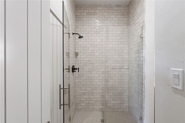 112 Baypoint Dr, Portland, TX 78374