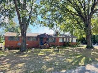 3 Greenway Court, Taylors, SC 29687
