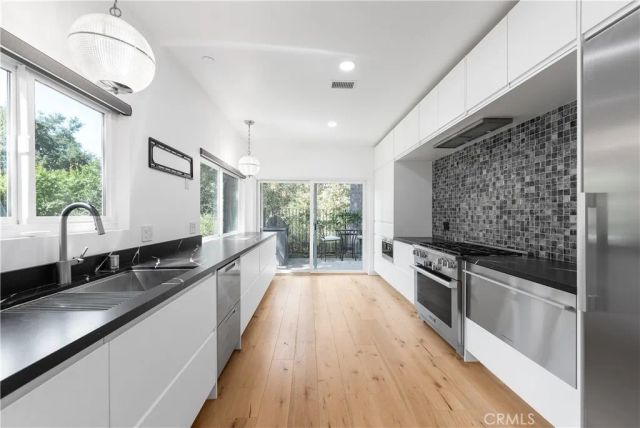 4742 Club View, Westlake Village, CA 91362