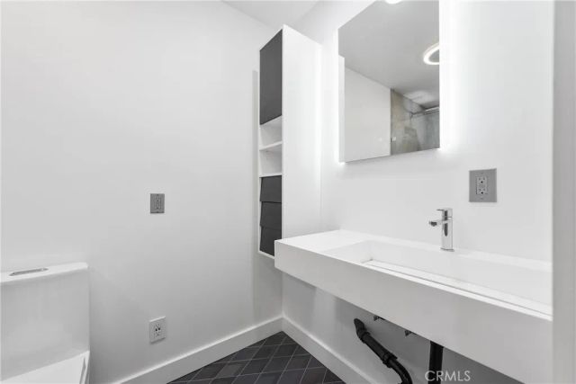 4742 Club View, Westlake Village, CA 91362