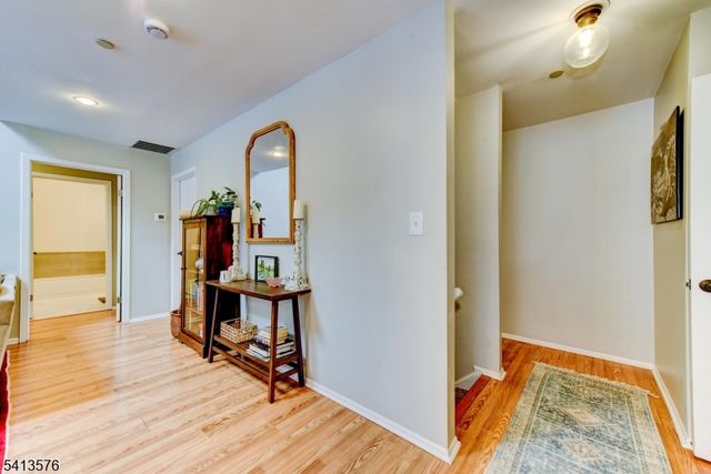 58 Pasture Ct, Roxbury Twp., NJ 07852