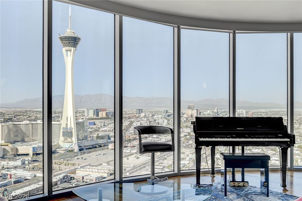 222 Karen Avenue 3508, Las Vegas, NV 89109 — photo 2