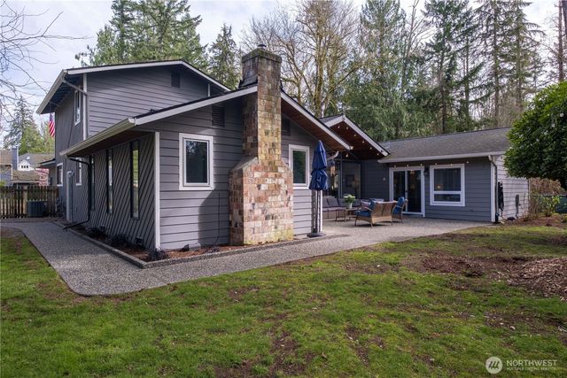 1633 217th Place SE, Sammamish, WA 98075
