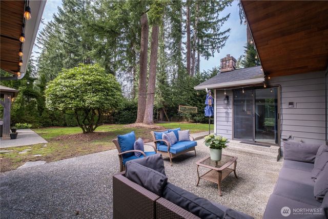 1633 217th Place SE, Sammamish, WA 98075