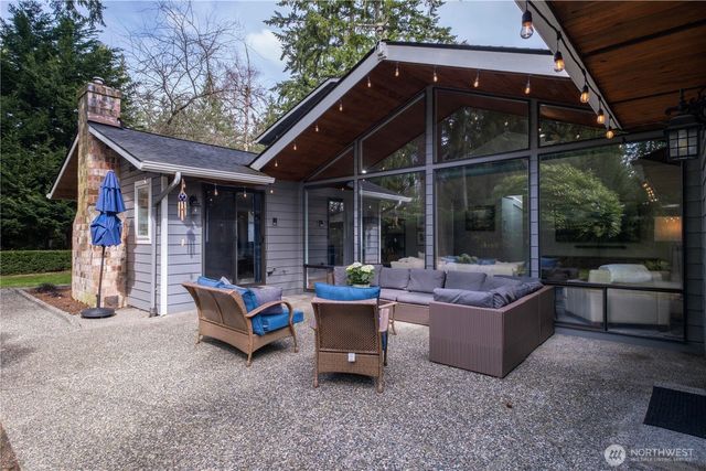 1633 217th Place SE, Sammamish, WA 98075