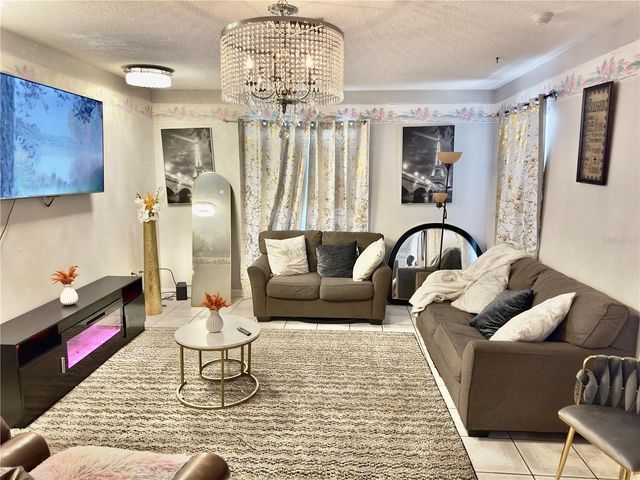 6142 TEBBETTS DRIVE, Orlando, FL 32808