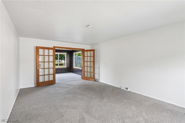 9011 Manorford Drive, Cleveland, OH 44130