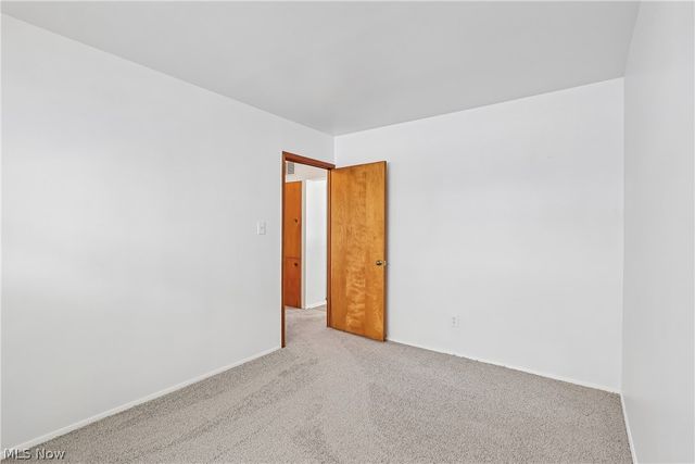 9011 Manorford Drive, Cleveland, OH 44130