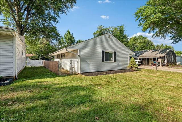 9011 Manorford Drive, Cleveland, OH 44130