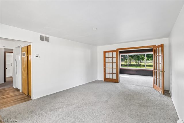 9011 Manorford Drive, Cleveland, OH 44130