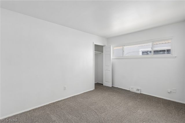9011 Manorford Drive, Cleveland, OH 44130