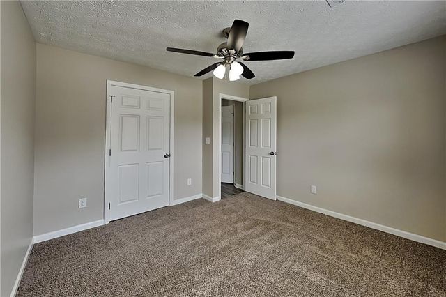 658 Castlebrooke Way, Lawrenceville, GA 30045