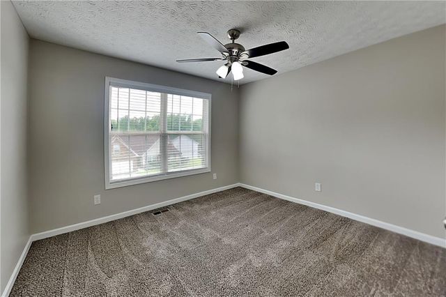 658 Castlebrooke Way, Lawrenceville, GA 30045