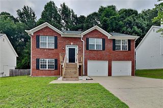 658 Castlebrooke Way, Lawrenceville, GA 30045