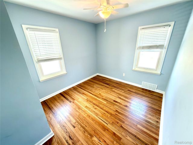 14257 MULBERRY Street, Southgate, MI 48195