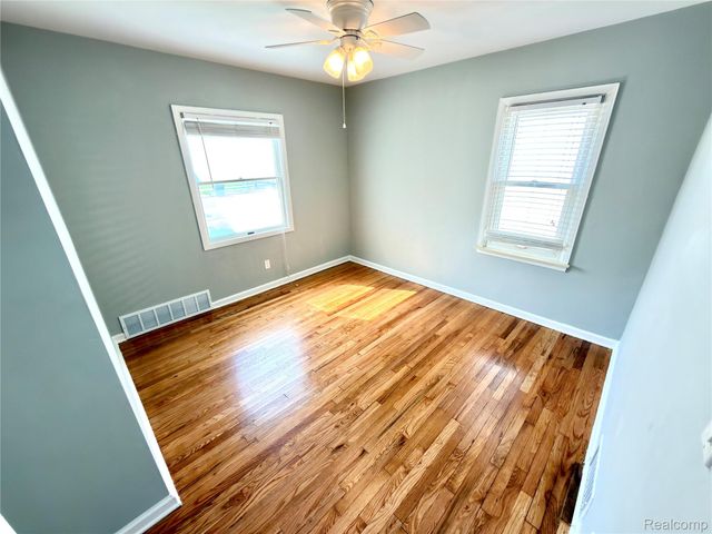 14257 MULBERRY Street, Southgate, MI 48195