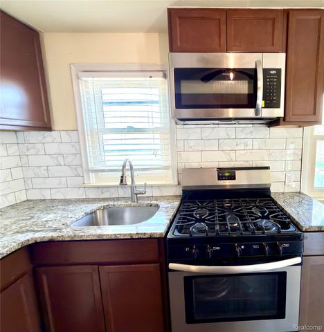 14257 MULBERRY Street, Southgate, MI 48195