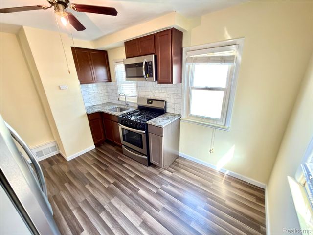 14257 MULBERRY Street, Southgate, MI 48195