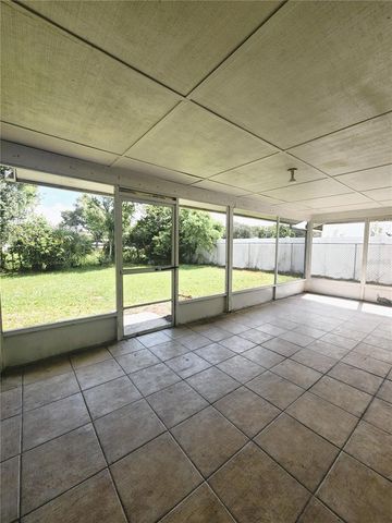 28 S FLAG DRIVE, Kissimmee, FL 34759