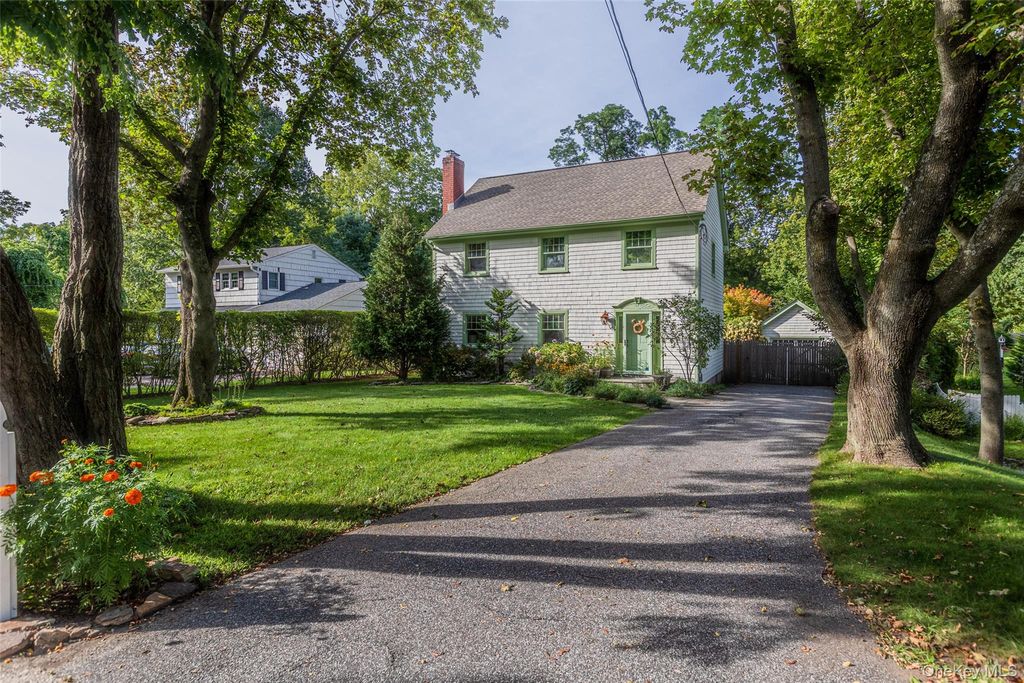 385 Main Street, East Setauket, NY 11733