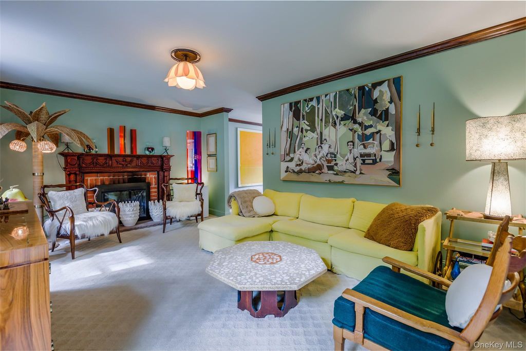 385 Main Street, East Setauket, NY 11733 — photo 4