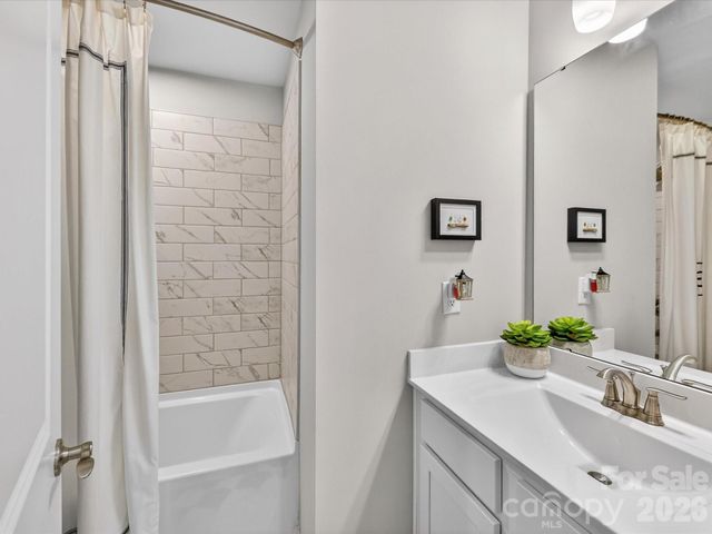 546 Amalfi Drive, Davidson, NC 28036