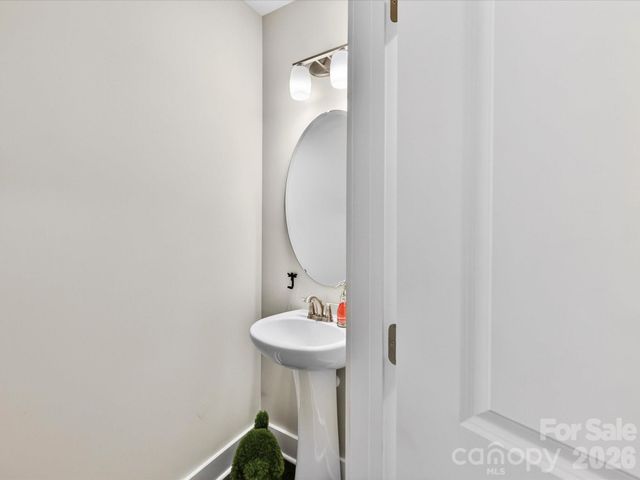 546 Amalfi Drive, Davidson, NC 28036
