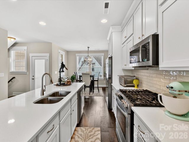 546 Amalfi Drive, Davidson, NC 28036