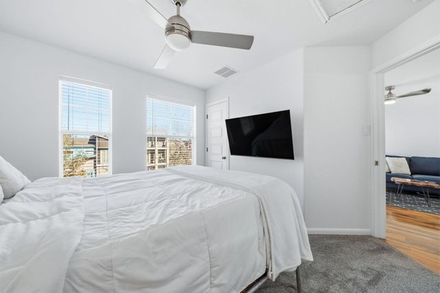 1817 Carlson DR 37C, Austin, TX 78741