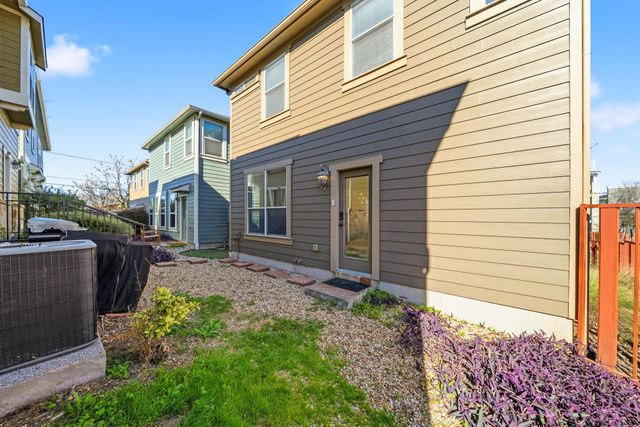 1817 Carlson DR 37C, Austin, TX 78741