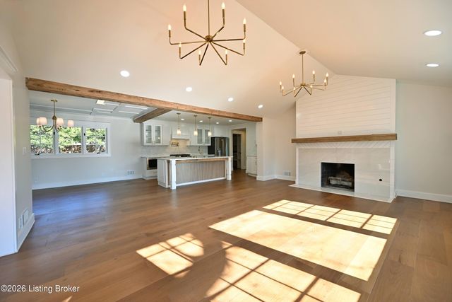 2224 Wynnewood Cir, Louisville, KY 40222