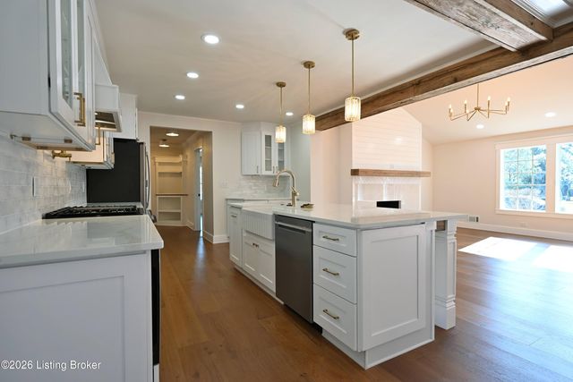 2224 Wynnewood Cir, Louisville, KY 40222