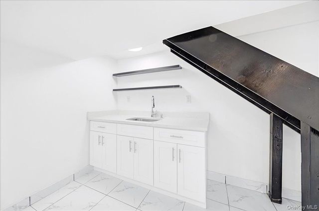 252 Brinsmade Avenue, Bronx, NY 10465