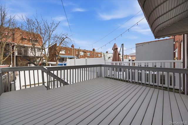 252 Brinsmade Avenue, Bronx, NY 10465