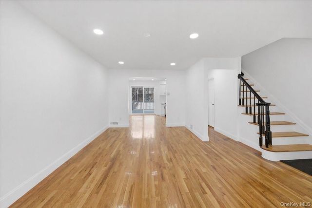 252 Brinsmade Avenue, Bronx, NY 10465