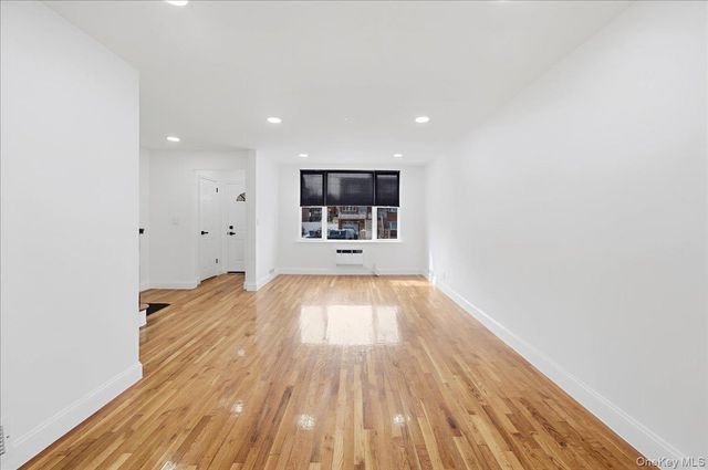 252 Brinsmade Avenue, Bronx, NY 10465