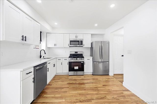 252 Brinsmade Avenue, Bronx, NY 10465