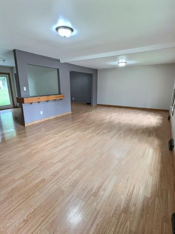 200 Donovan Drive, Valparaiso, IN 46385