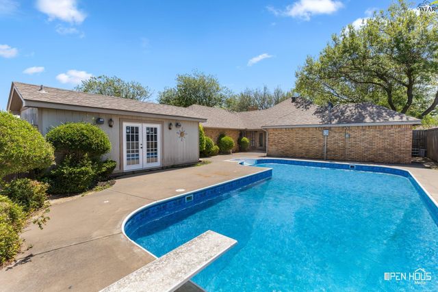 808 ARAPAHO DRIVE, Burkburnett, TX 76354