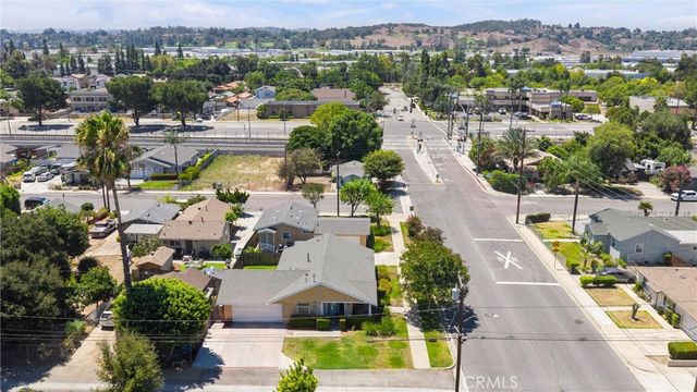 1813 2114 1St, A Street, La Verne, CA 91750