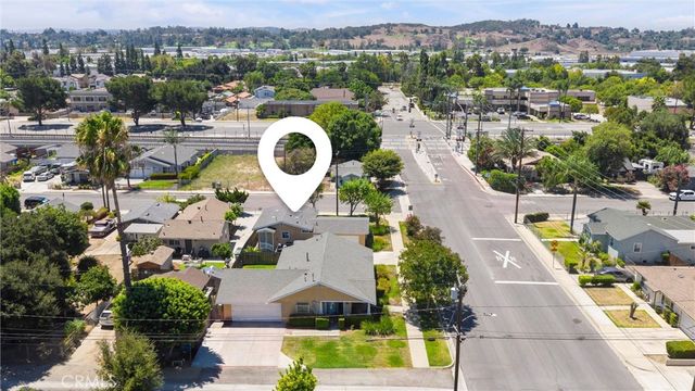 1813 2114 1St, A Street, La Verne, CA 91750