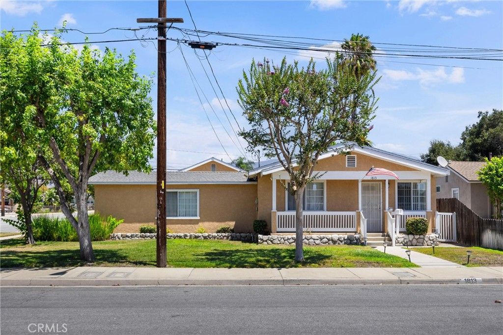 1813 2114 1St, A Street, La Verne, CA 91750